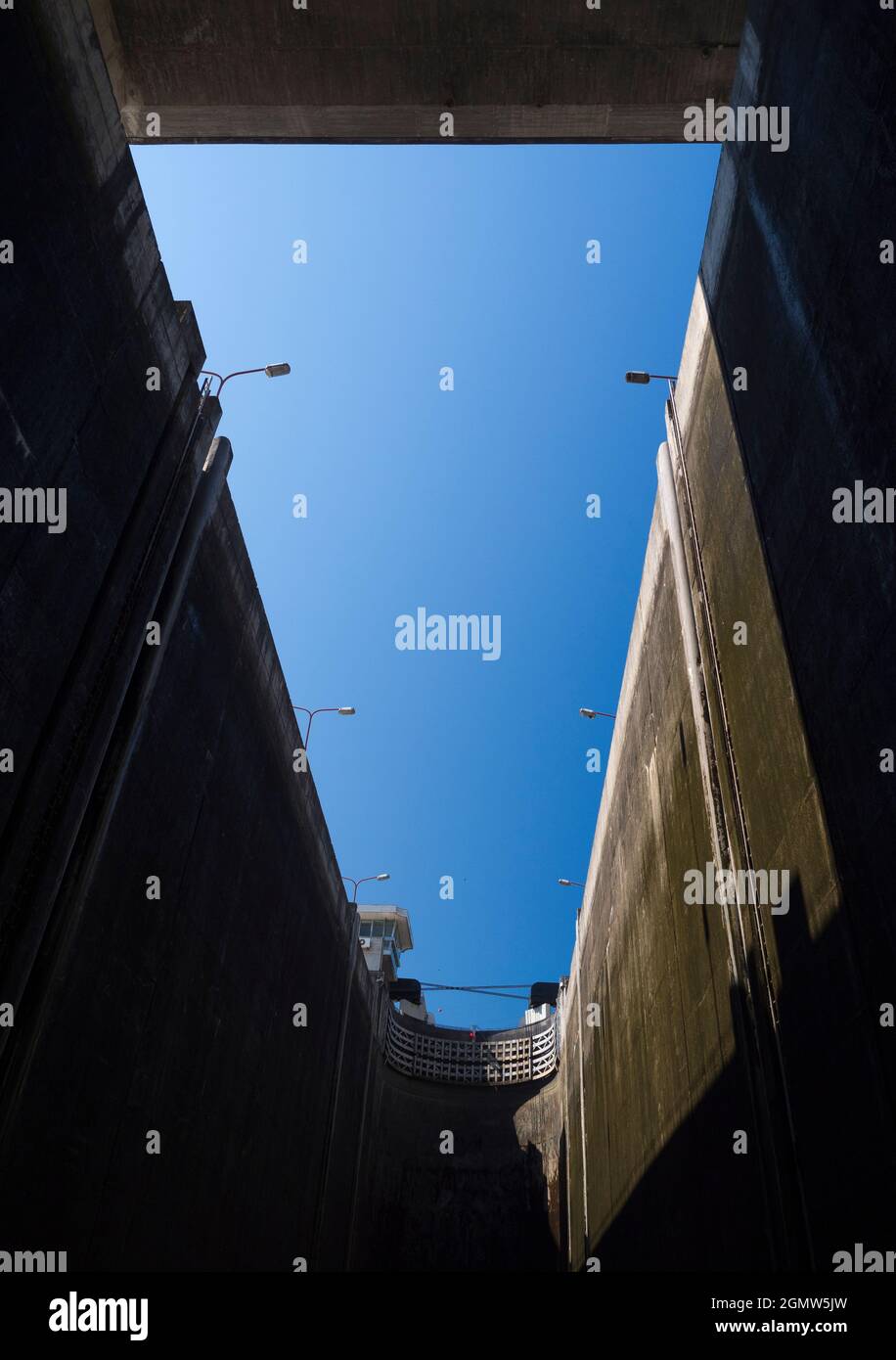 Fiume Douro, Portogallo - 11 aprile 2017; nessuna gente in vista. La panoramica Valle del Douro, che si estende dalla costa atlantica di Porto fino al centro Foto Stock