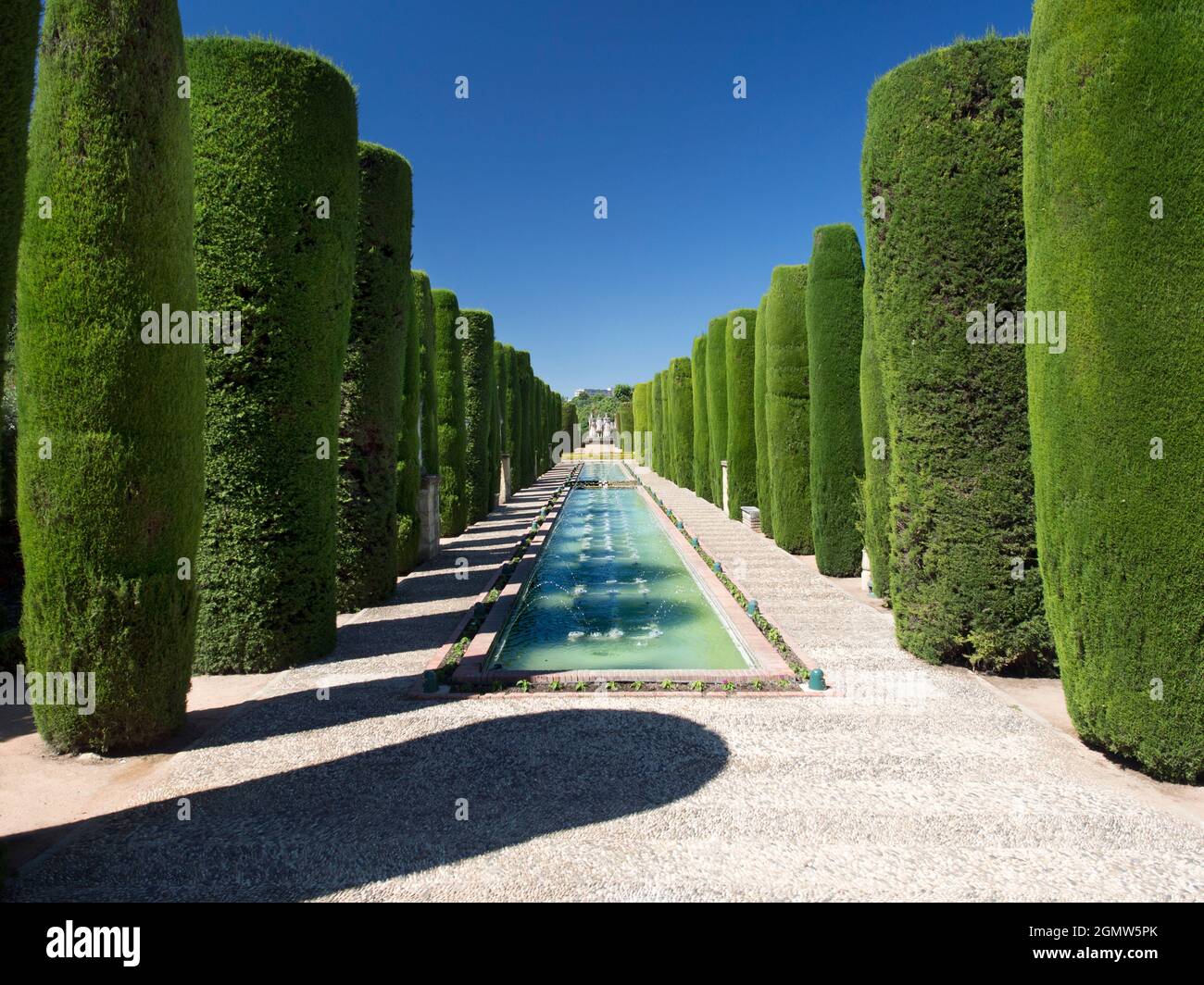 Cordoba, Spagna - 16 giugno 2015; nessuna gente in vista. L'Alcazar de los Reyes Cristianos (Alcazar dei Re Cristiani), noto anche come l'Alcazar di C. Foto Stock