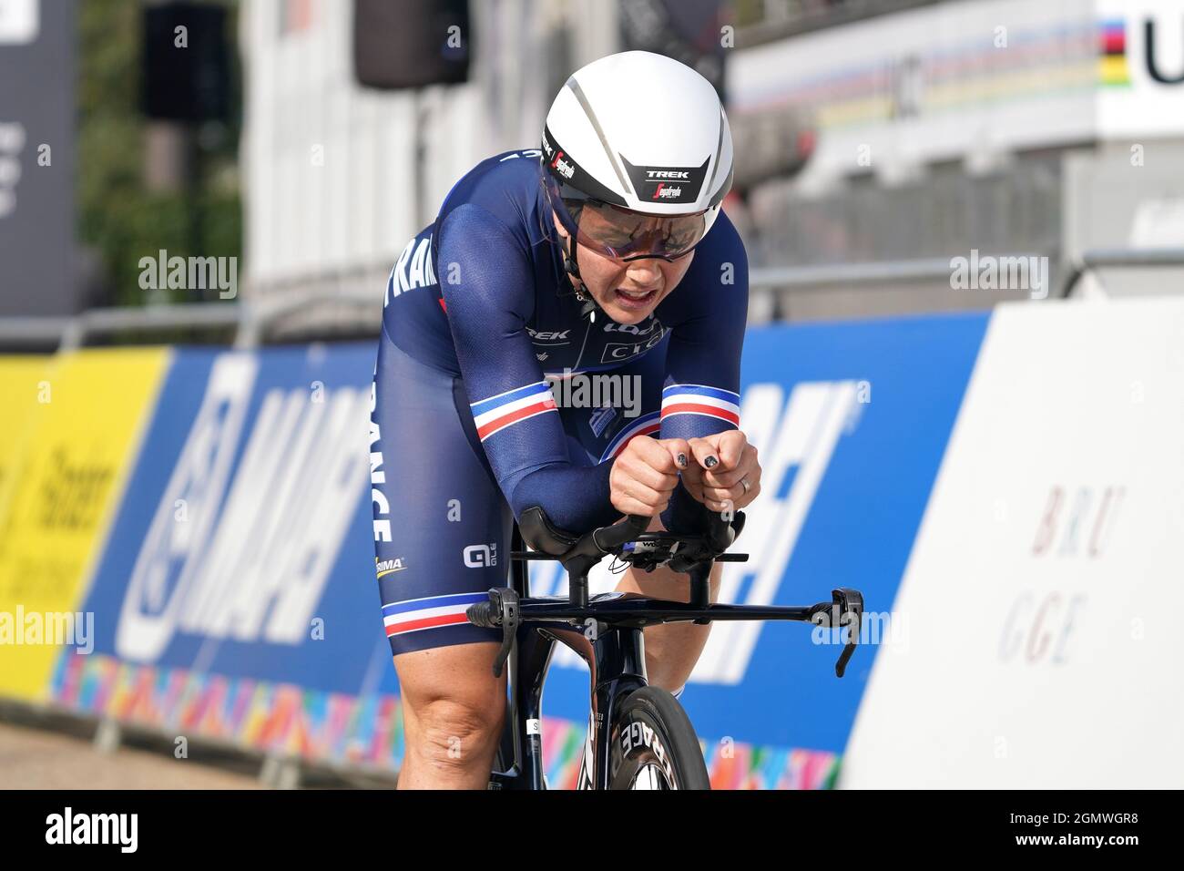 Audrey Cordon-Ragot (fra) in azione durante la gara di prova individuale delle Donne Elite, da Knokke-Heist a Brugge, al Campionato del mondo UCI Road Cycling Fiandre 2021 il 20 settembre 2021 a Brugge, Belgio. Credit: SCS/Soenar Chamid/AFLO/Alamy Live News Foto Stock