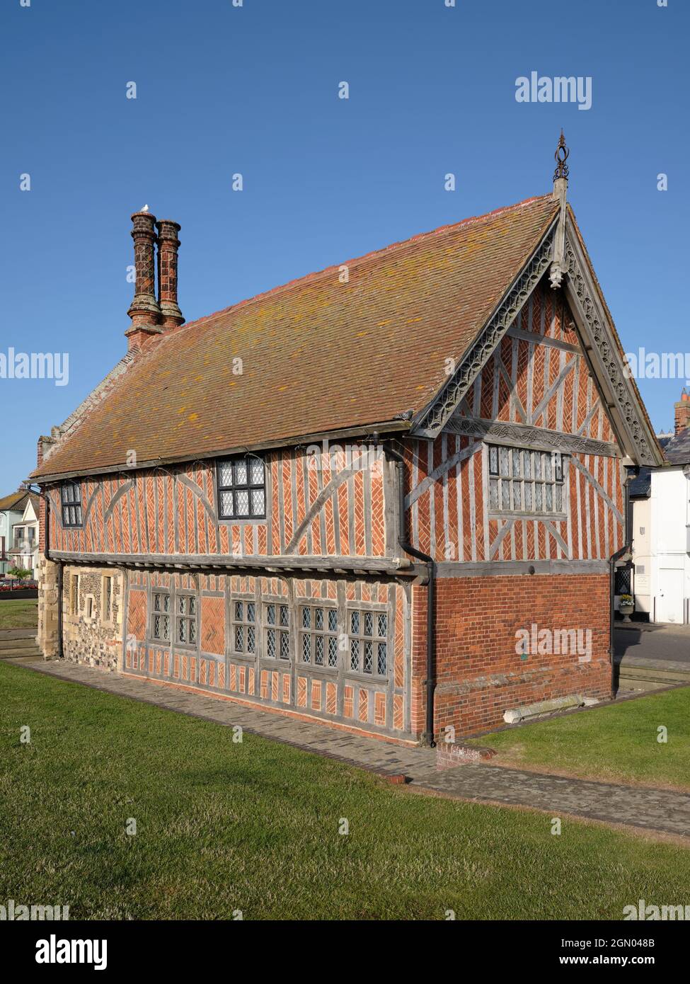 Moot Hall - il Museo di Aldeburgh in Aldeburgh Suffolk, Inghilterra considerato uno degli edifici pubblici Tudor meglio conservati in Gran Bretagna Foto Stock