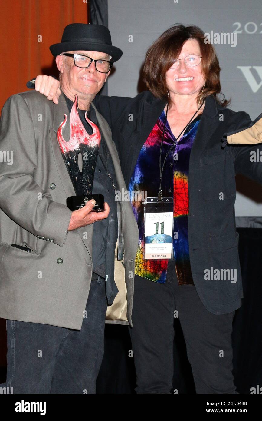 Long Beach, California. 19 Settembre 2021. Calvin Vanderbeek, Venita Ozols-Graham in partecipazione al Catalina Film Festival 2021 - Wes Craven Award Presentation, Scottish Rite Event Center, Long Beach, CA 19 settembre 2021. Credit: Priscilla Grant/Everett Collection/Alamy Live News Foto Stock