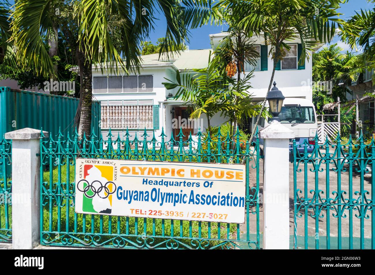 GEORGETOWN, GUYANA - 10 AGOSTO 2015: Casa olimpica a Georgetown, capitale della Guyana. Foto Stock