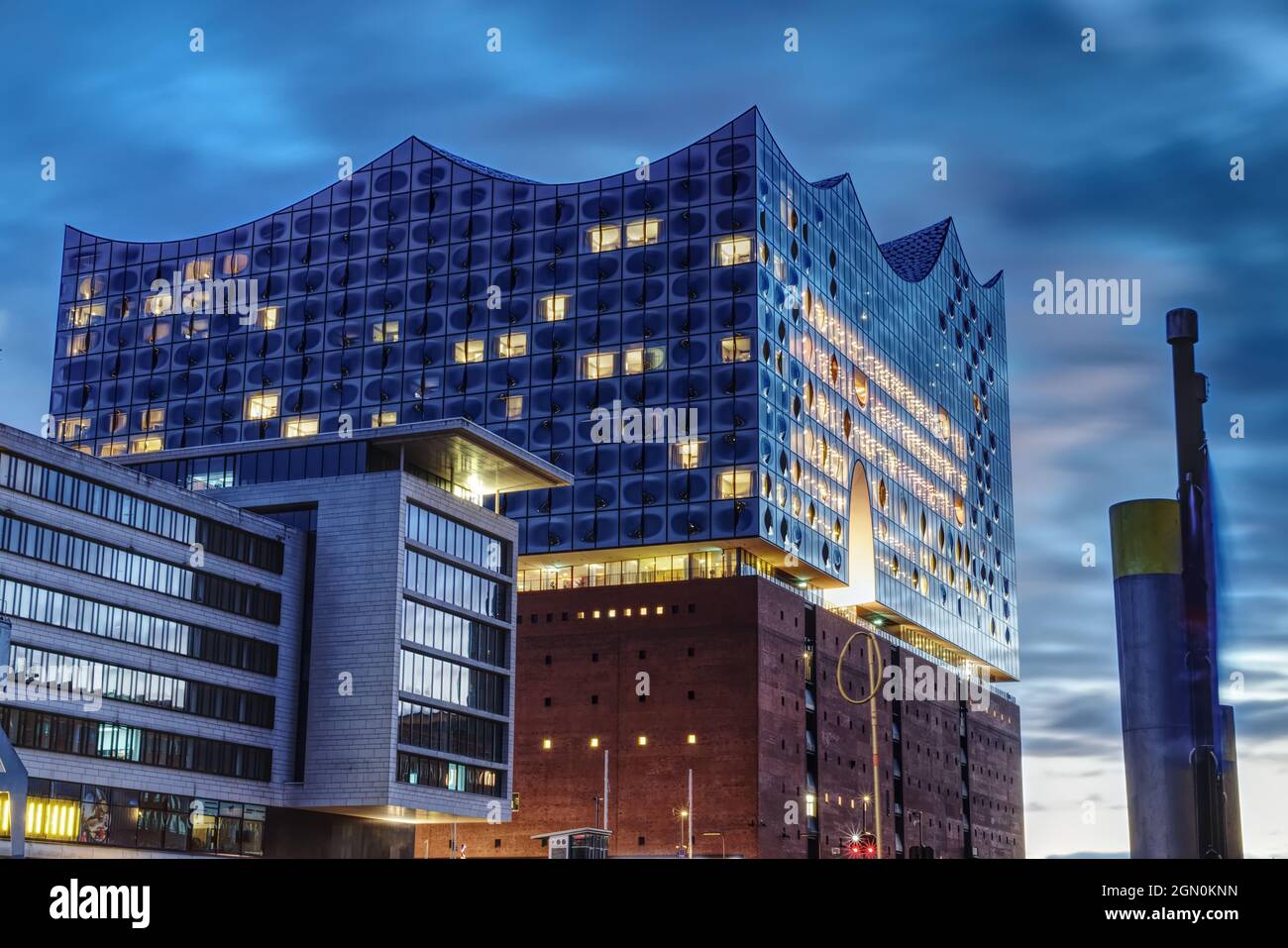 Foto panoramica dell'elbphilharmonie ad Amburgo Foto Stock