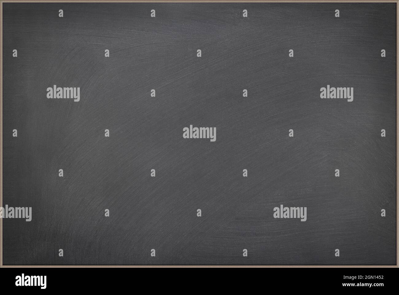 Una lavagna appena cancellata per il posizionamento di una copia o qualsiasi altra inferenza di comunicazione, tra cui scuola, riunioni, business e workshop. Foto Stock