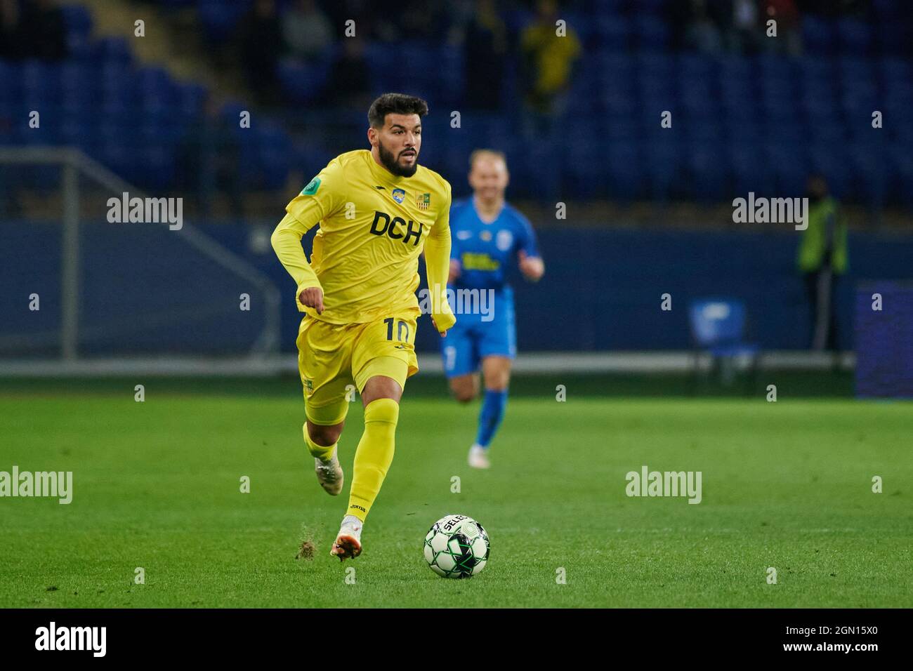 KHARKIV, UCRAINA - 21 SETTEMBRE 2021: La partita di calcio della Coppa Ucraina FC Metalist vs FC Desna Foto Stock