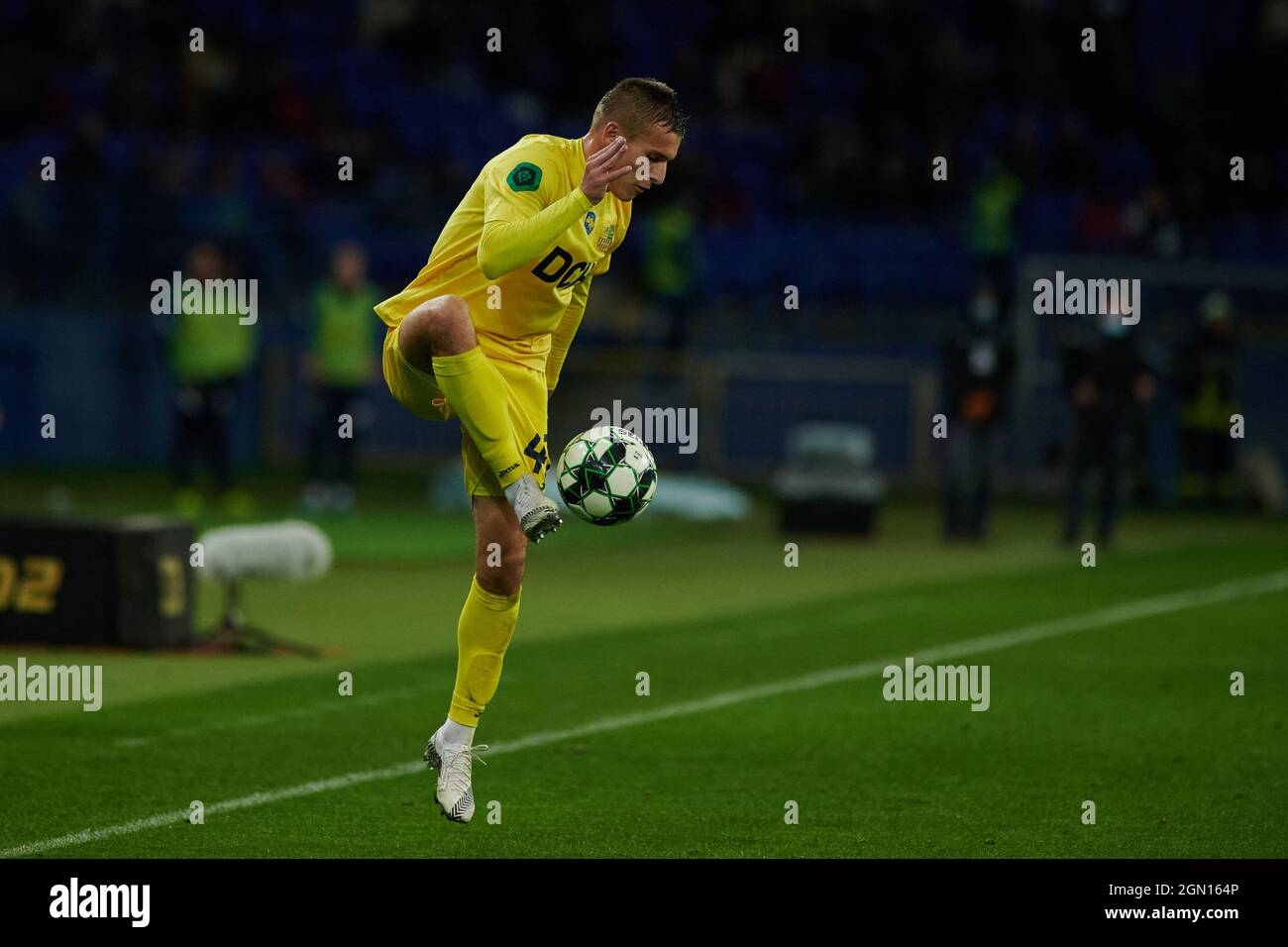 KHARKIV, UCRAINA - 21 SETTEMBRE 2021: La partita di calcio della Coppa Ucraina FC Metalist vs FC Desna Foto Stock