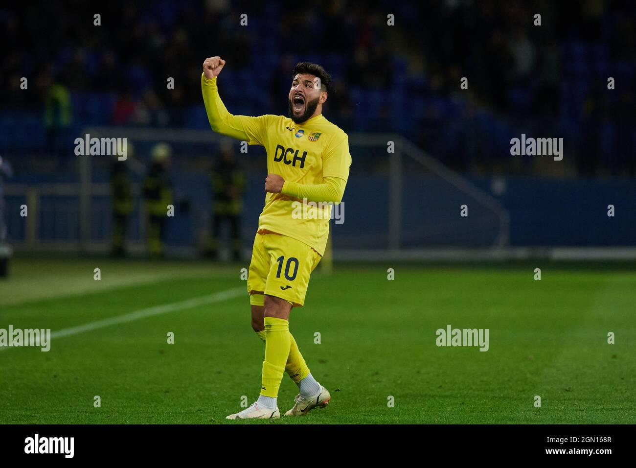 KHARKIV, UCRAINA - 21 SETTEMBRE 2021: La partita di calcio della Coppa Ucraina FC Metalist vs FC Desna Foto Stock