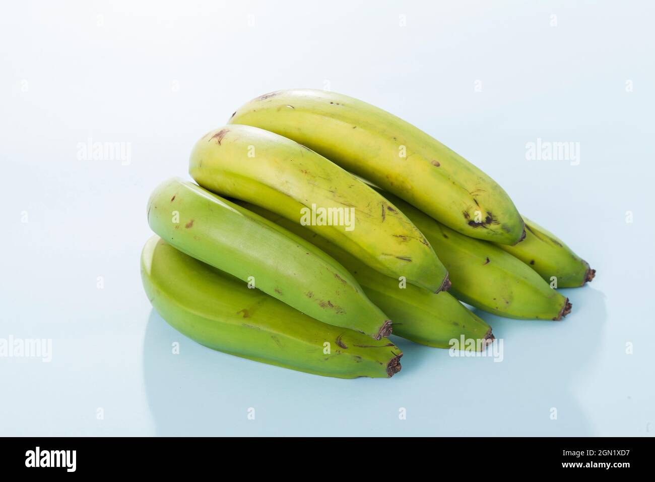 Banana verde biologico Delicious Tropical Fruit - Musa Paradiso Foto Stock