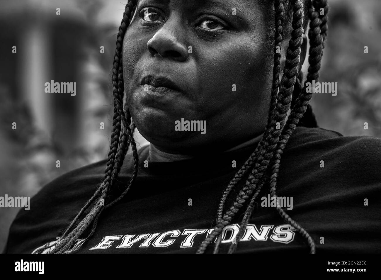 Vivian Smith, di Miami, Florida, attende di parlare ad una conferenza stampa sul Keeping Renners Safe Act del 2021, presso il Campidoglio degli Stati Uniti a Washington, DC, martedì 21 settembre 2021. Vivian è una madre singola di due bambini che è stata sfrattata l'anno scorso durante la pandemia dopo che il suo padrone di casa ha presentato un caso di sfratto contro di lei dopo essere stata in ritardo sul suo affitto, ed è stata costretta a fare scelte tra l'acquisto di cibo, assistenza sanitaria e affitto per sopravvivere. Credito ACT: Rod Lammey/CNP/MediaPunch Foto Stock