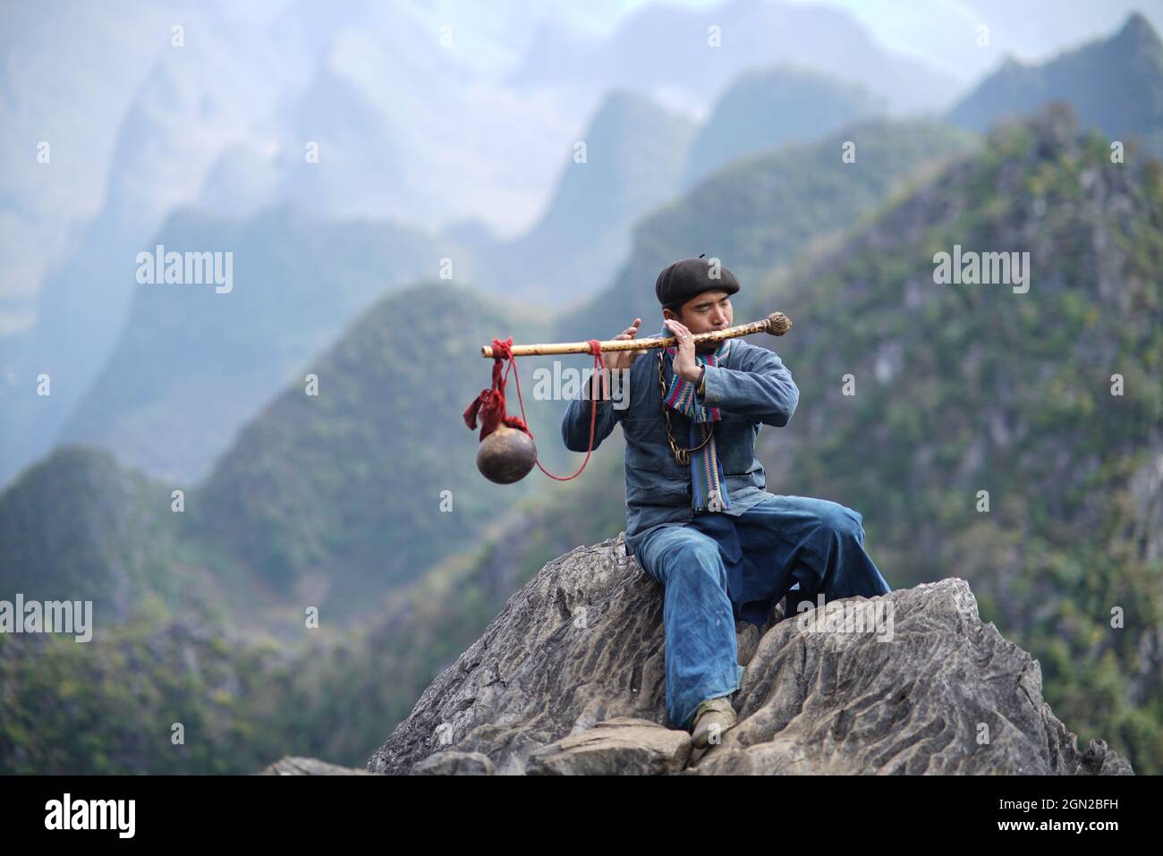 Passo di montagna ma Pi Leng nella provincia di ha giang nel nord del Vietnam Foto Stock