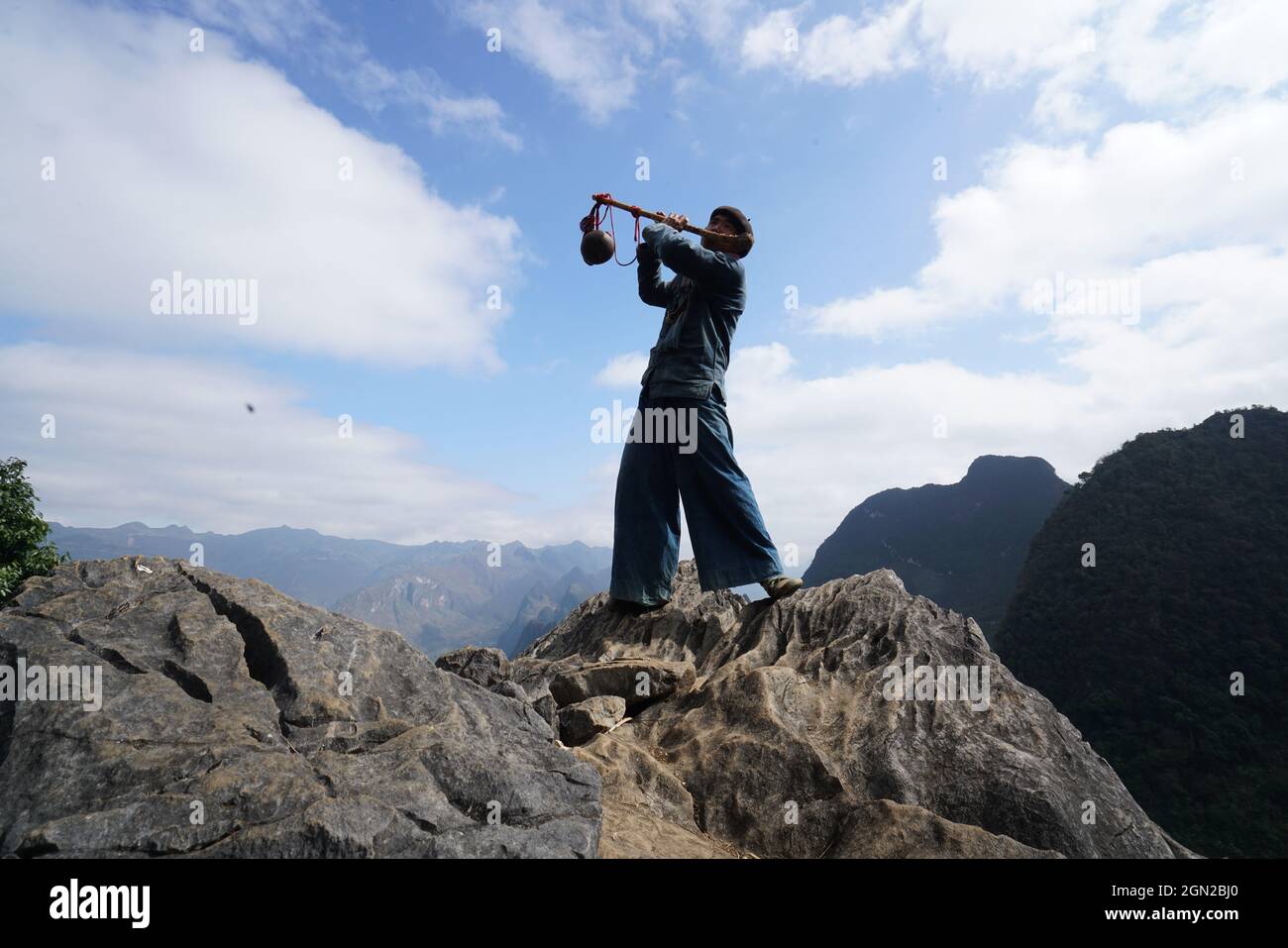 Passo di montagna ma Pi Leng nella provincia di ha giang nel nord del Vietnam Foto Stock