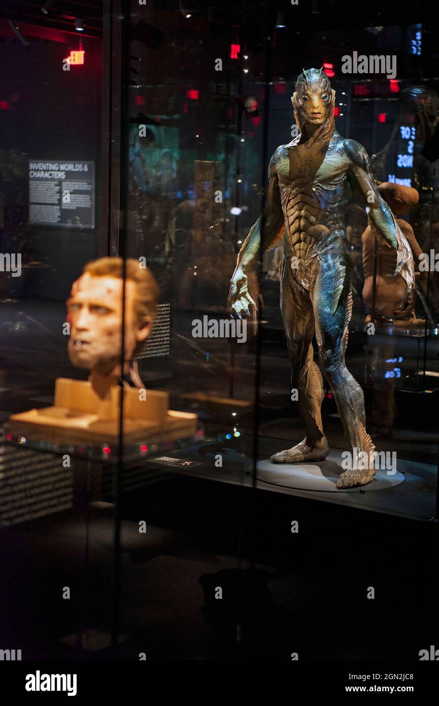Esposizione di prop e modelli di classici film di fantascienza all'Academy Museum of Motion Pictures, Los Angeles, CA Foto Stock
