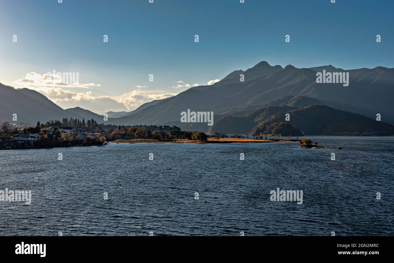 Lago Kawaguchiko, Minatsimuru, Yamanashi, Giappone. Foto Stock