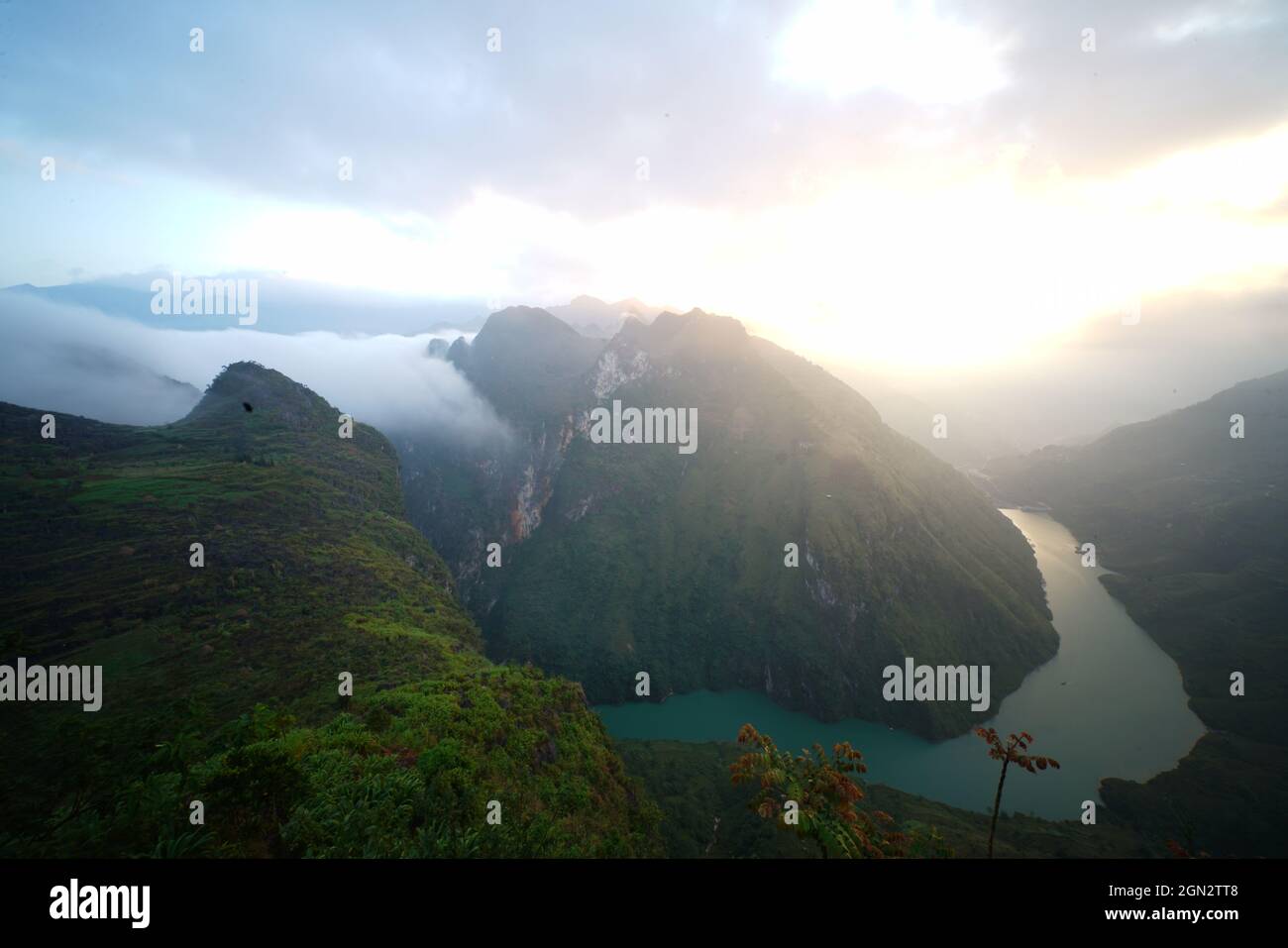 Fiume NHO Que nella provincia di ha Giang nel nord del Vietnam Foto Stock