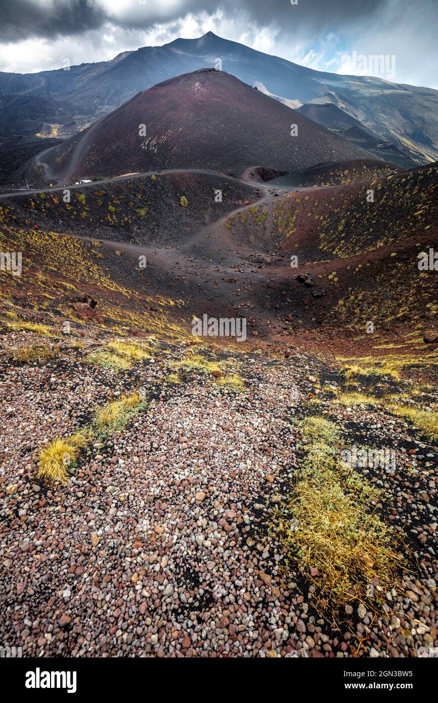 Percorso sul vulcano Etna in Sicilia. Foto Stock