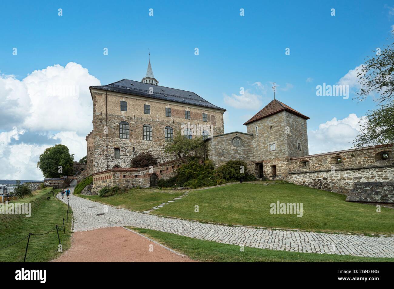 Oslo, Norvegia. Settembre 2021. La vista panoramica dell'edificio della Fortezza di Akershus nel centro della città Foto Stock