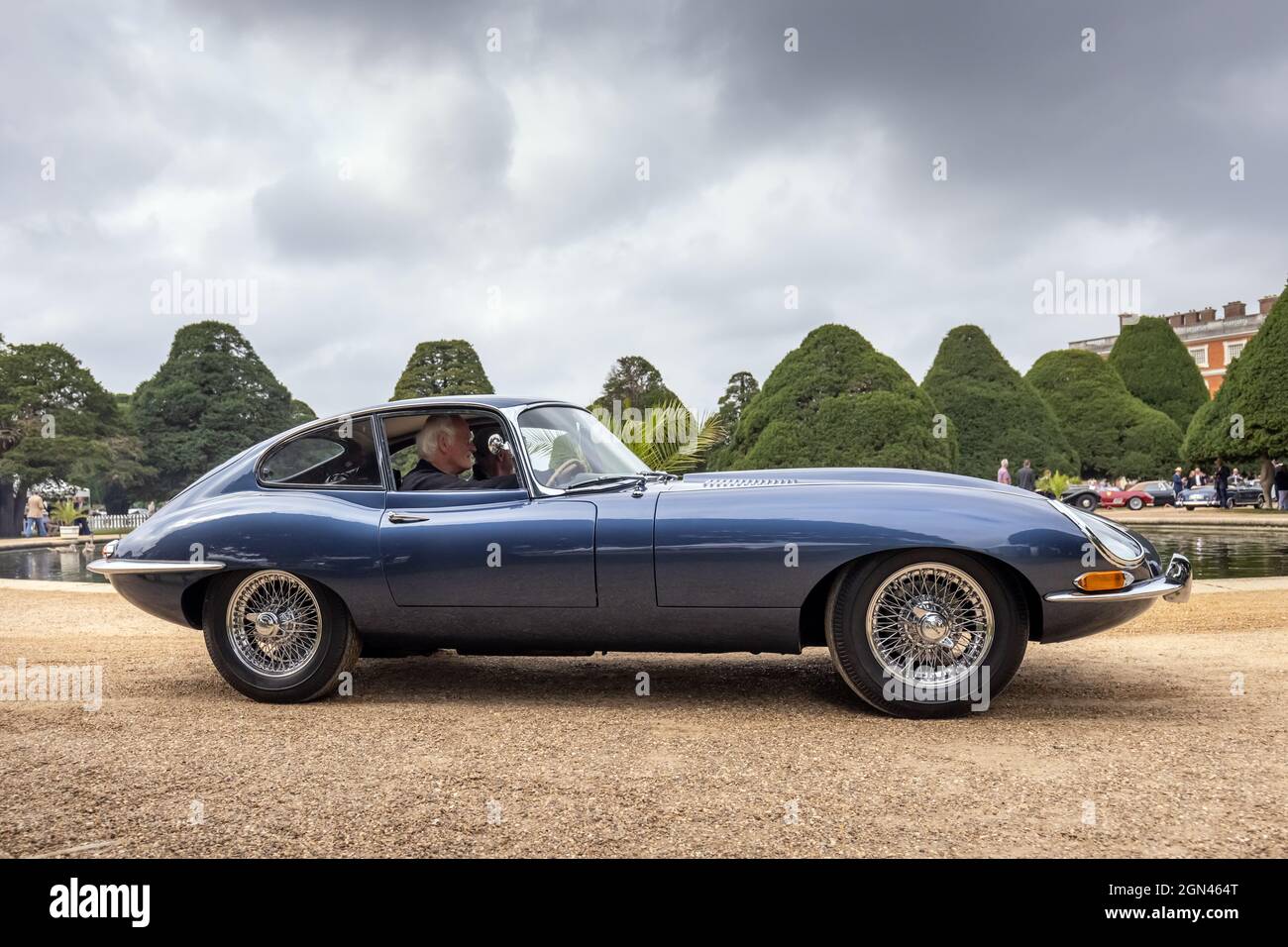 1961 Jaguar e Type 3,8 l SI Coupe, Concours of Elegance 2021, Hampton Court Palace, Londra, Regno Unito Foto Stock