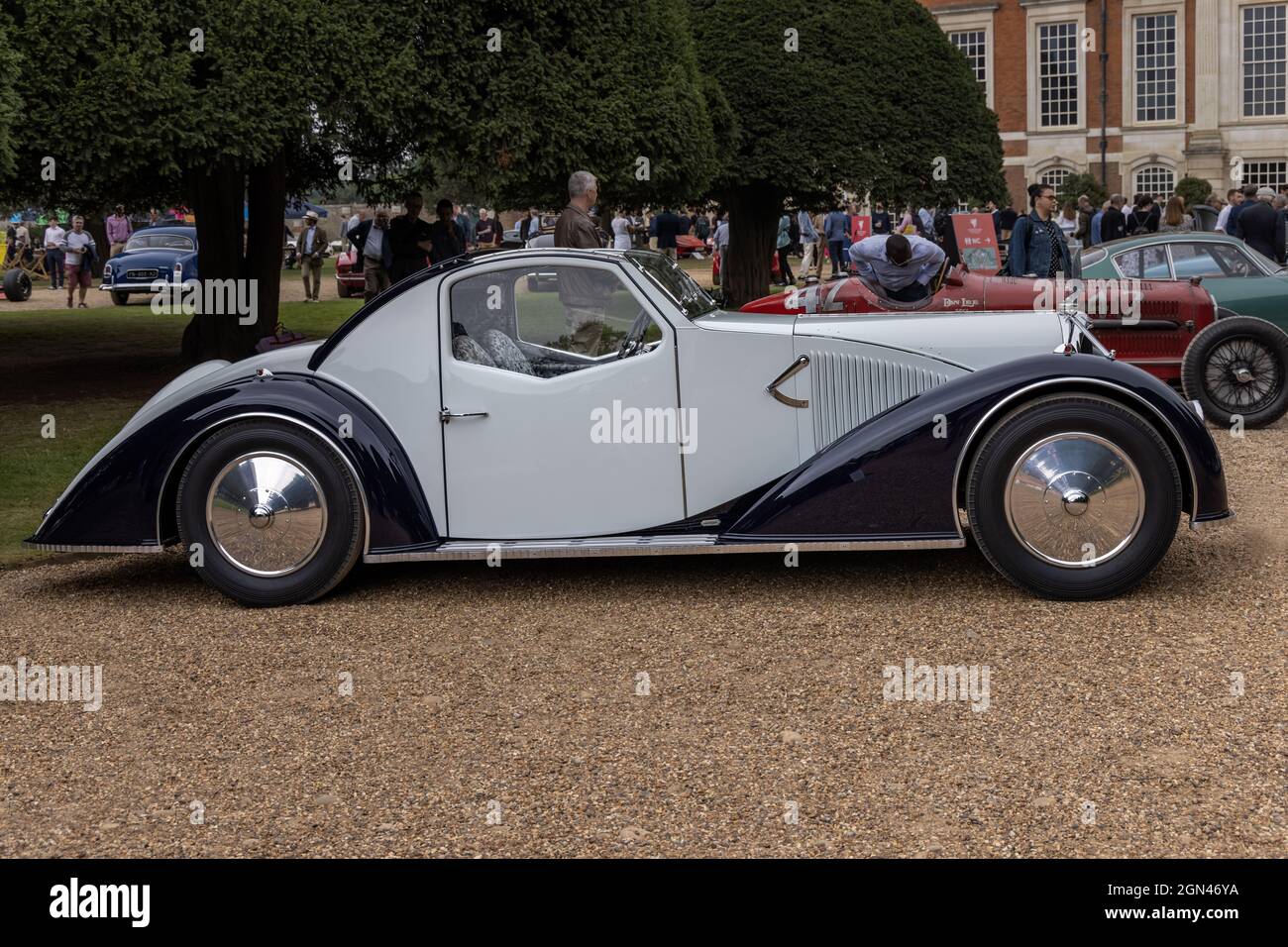 1934 Voisin Type C-27 Aérosport, Concours of Elegance 2021, Hampton Court Palace, Londra, Regno Unito Foto Stock