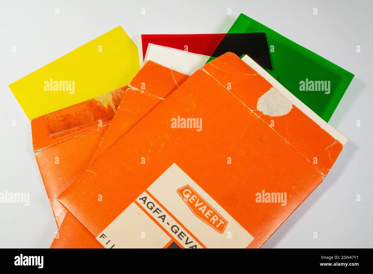 Vecchia gelatina Agfa filtra rosso, verde e giallo per le foto analogiche Foto Stock