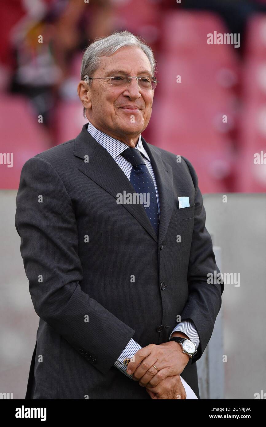 Salerno, Italia. 22 settembre 2021. Il presidente di Salernitana Gen Ugo Marchetti durante US Salernitana vs Hellas Verona FC, Campionato Italiano di calcio A a Salerno, Italia, Settembre 22 2021 Credit: Independent Photo Agency/Alamy Live News Foto Stock