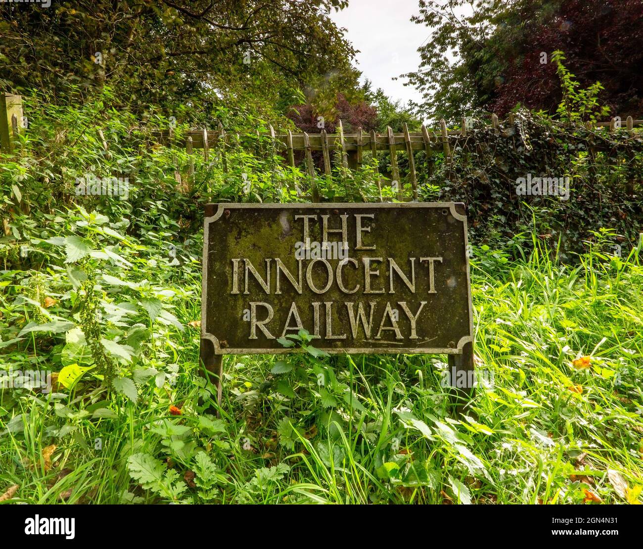 Innocent Railway Sign situato non lontano dal Tunnel, Edimburgo, Scozia, Regno Unito Foto Stock