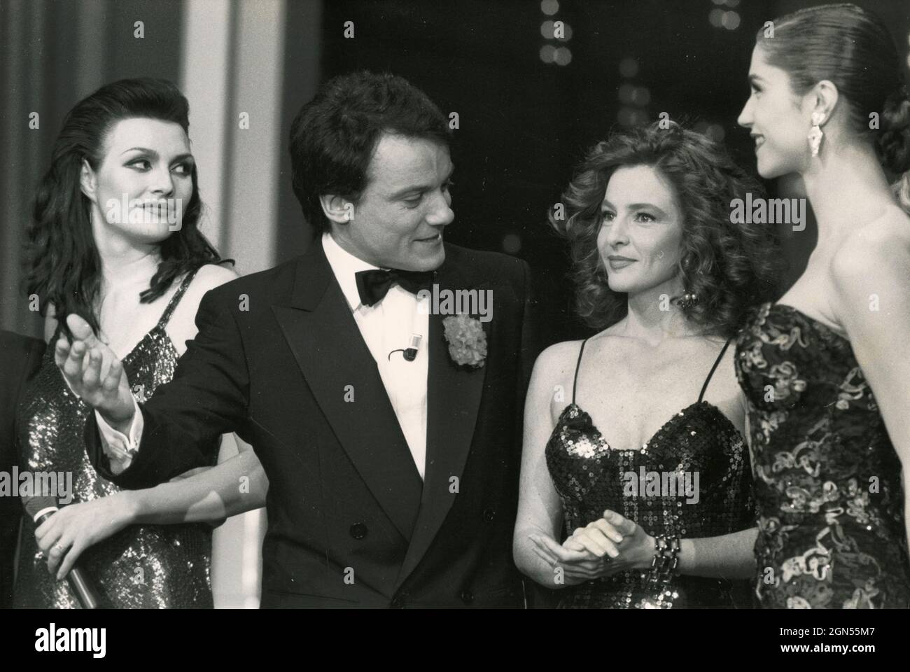 I cantanti italiani Anna Osa, massimo Ranieri, Teresa De Sio e Alessandra Martines al programma televisivo Fantastico 1990 Foto Stock