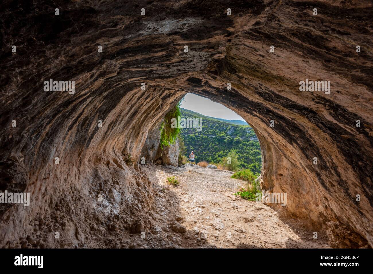 Grotta Danianos vicino Agalas sull'isola greca ionica di Zante o Zante in grecia in estate. Foto Stock