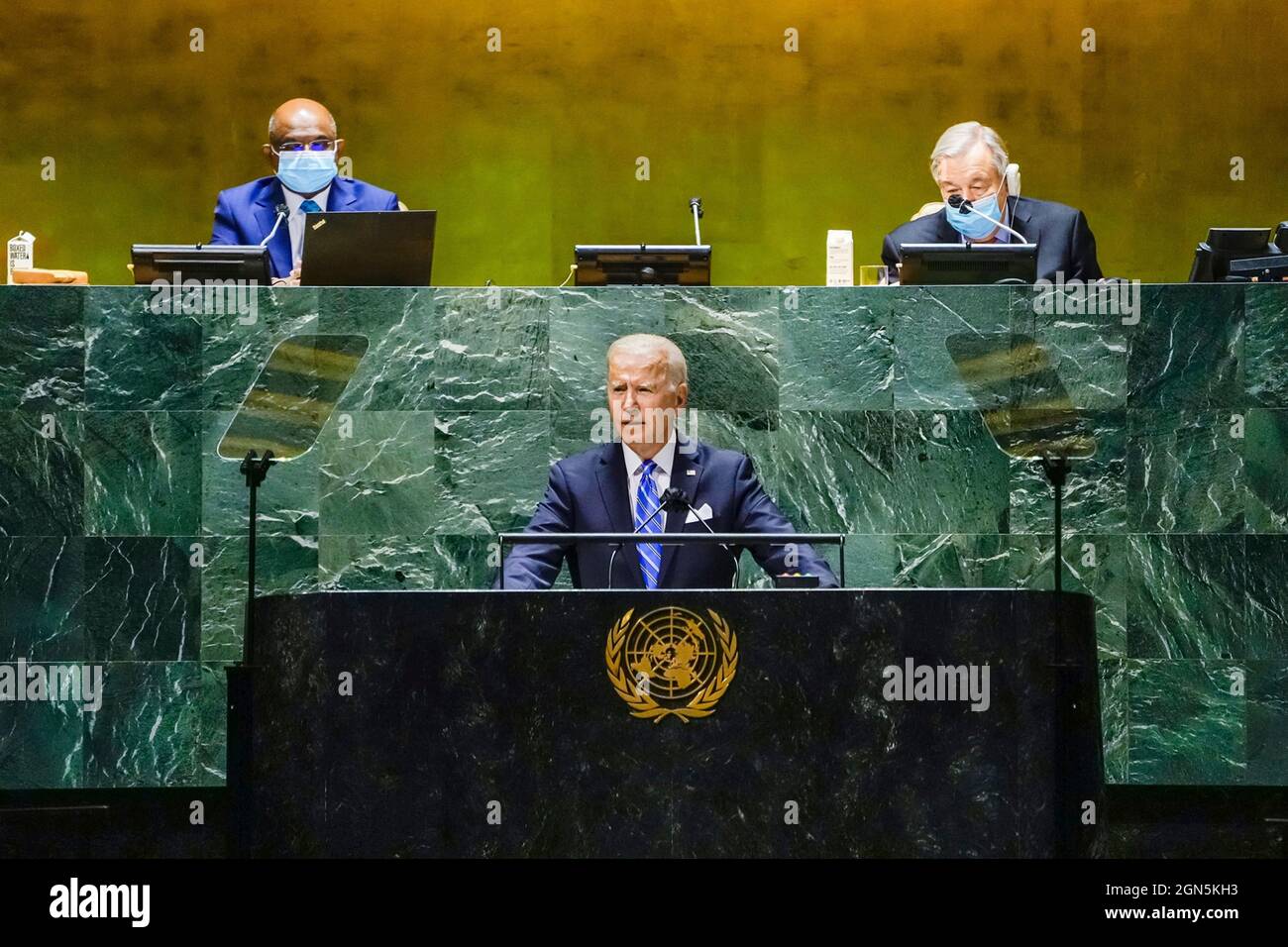 New York, Stati Uniti d'America. 21 Settembre 2021. Il Presidente degli Stati Uniti Joe Biden ha un discorso all'Assemblea Generale delle Nazioni Unite il 21 settembre 2021 a New York City, New York. Credit: Adam Schultz/White House Photo/Alamy Live News Foto Stock