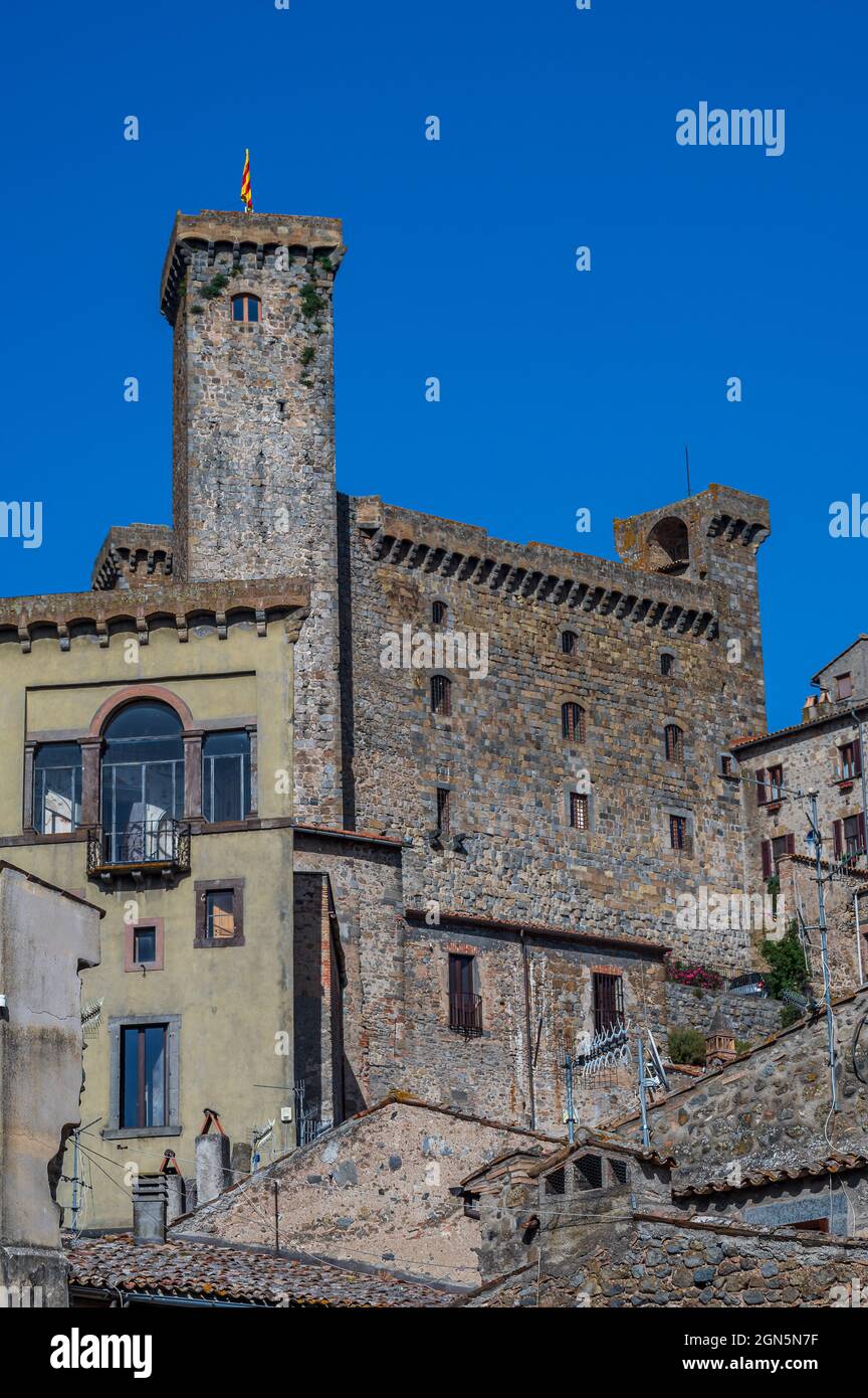 Rocca Monaldeschi della Cervara, antico castello nel centro storico di Bolsena in Lazio Foto Stock