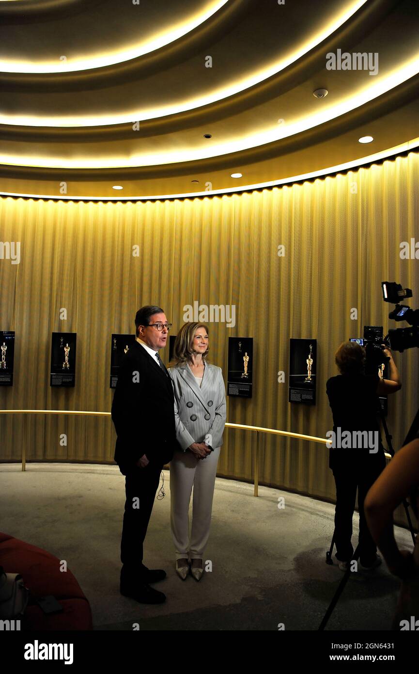 David Ruben, presidente, e Dawn Hudson, CEO dell'Academy of Motion Pictures Arts and Sciences presso l'Academy Museum di Los Angeles, California, Foto Stock