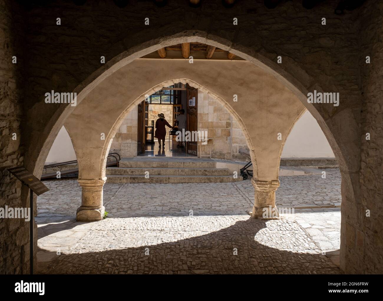 Il Monastero della Santa Croce, Omodos, Limassol regione, Cipro. Foto Stock