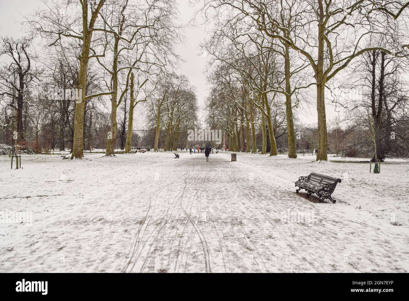 Kensington Gardens coperti di neve. Londra, Regno Unito 24 gennaio 2021. Foto Stock