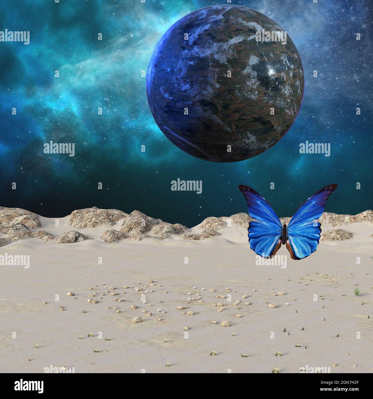 illustrazione 3d di una farfalla blu su un mondo arido con un pianeta che si alza sullo sfondo contro una nebulosa blu. Foto Stock