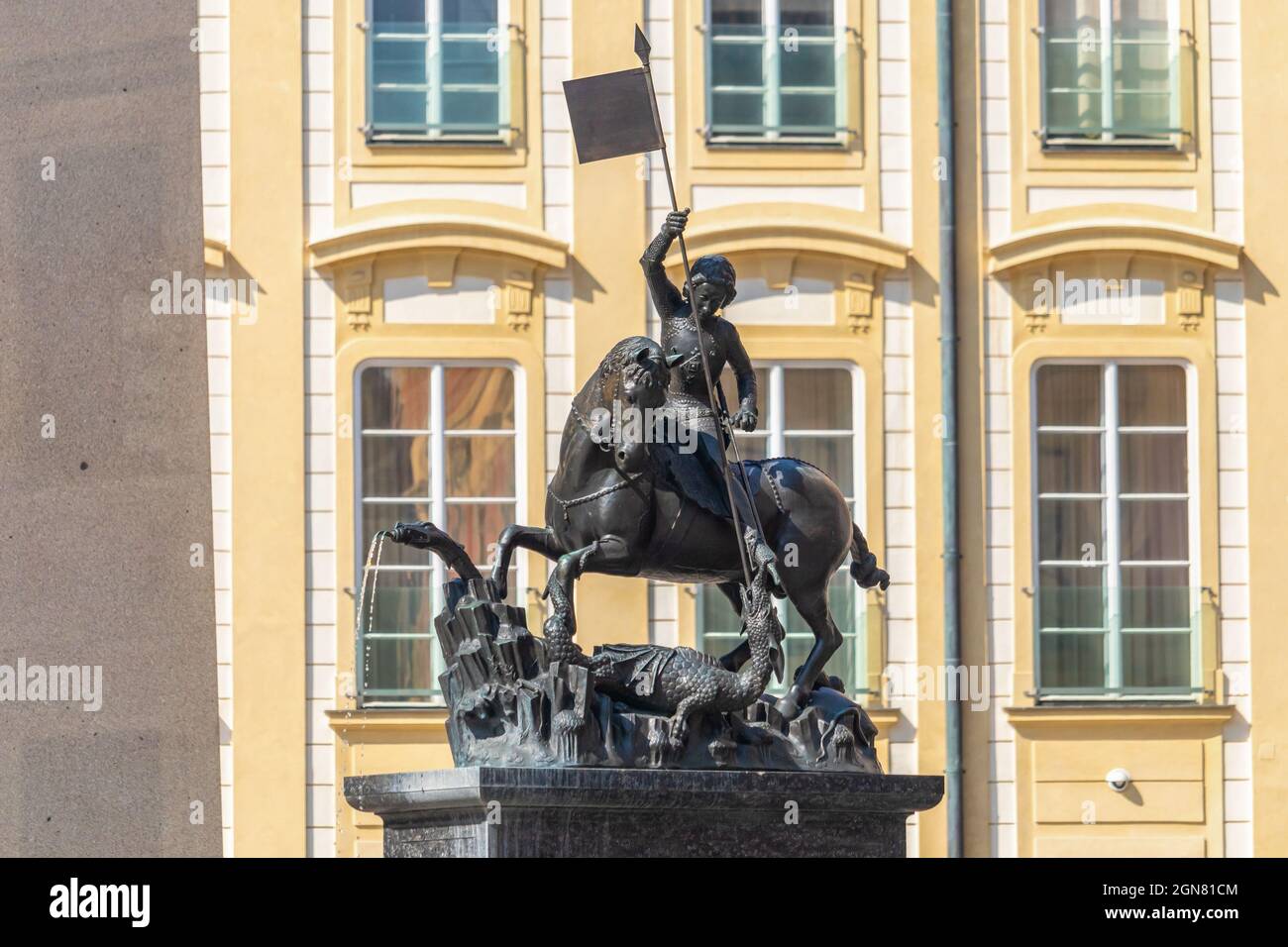 Statua di San Giorgio nel castello di Praga, Praga, repubblica Ceca Foto Stock
