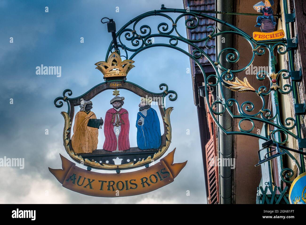 Schild Aux Trois Rois, Ribeauville, Elsass, Frankreich, Foto Stock