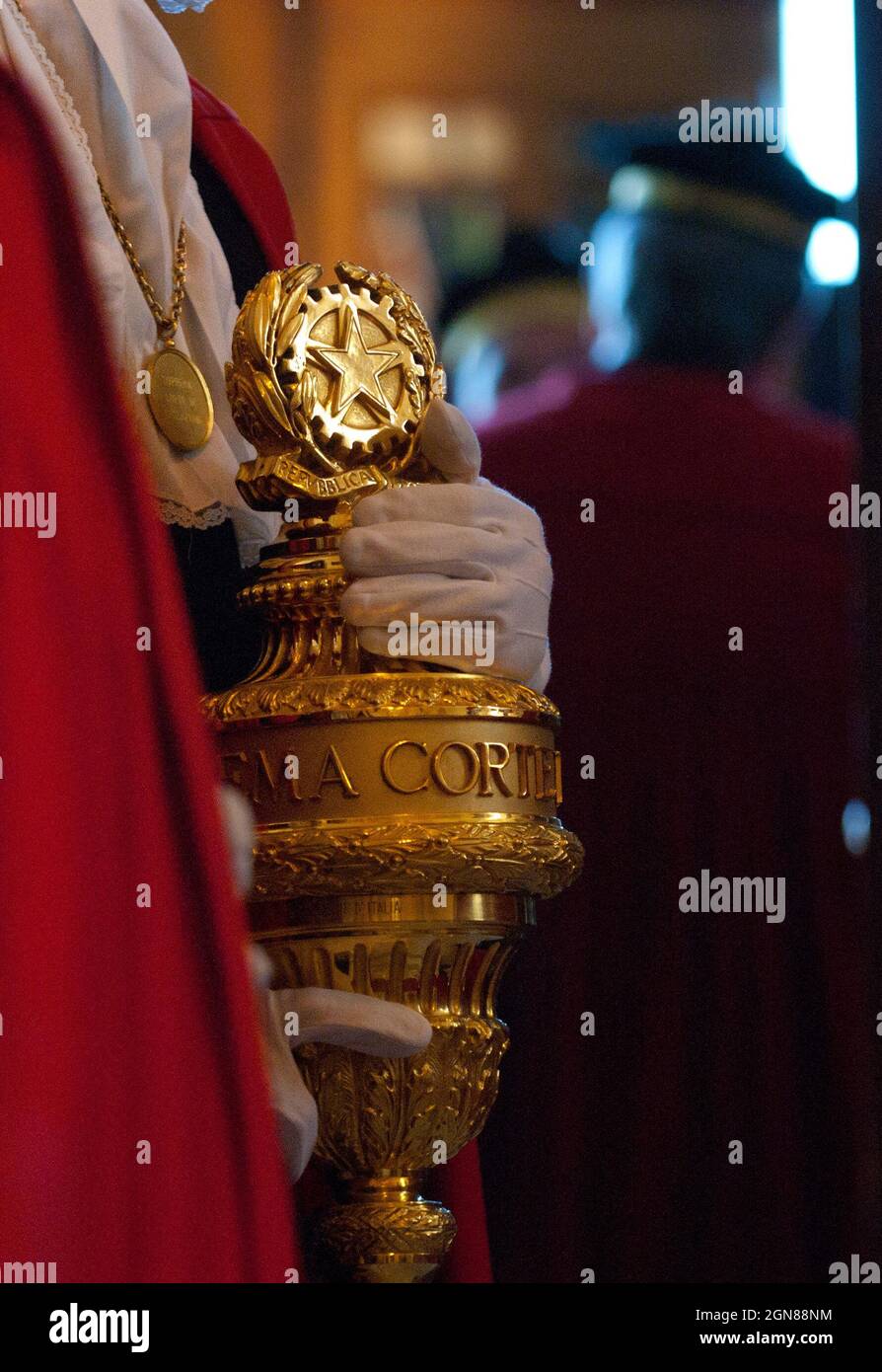 Roma Italia, 30/01/2009: I magistrati si preparano all'inaugurazione dell'anno giudiziario presso la Corte di cassazione di Roma. Mazza cerimoniale della Corte di Cassazione in epoca Savoia. ©Andrea Sabbadini Foto Stock