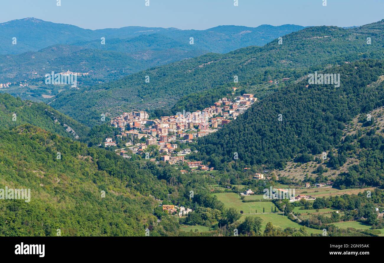Vista panoramica di Sanbuci, in provincia di Roma, Lazio, Italia. Foto Stock