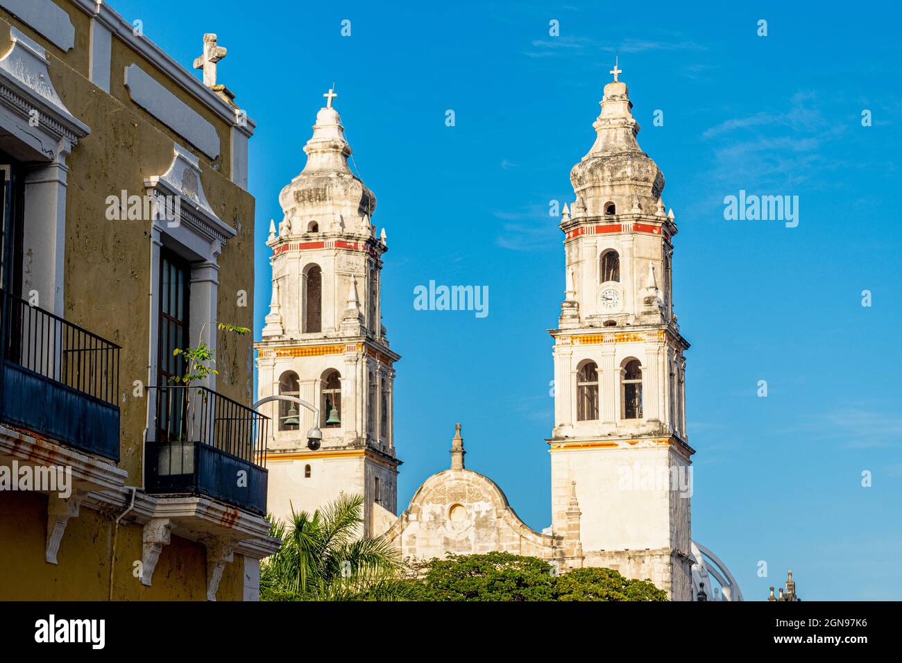 Messico, Campeche, San Francisco de Campeche, campanili della Cattedrale di nostra Signora dell'Immacolata Concezione Foto Stock