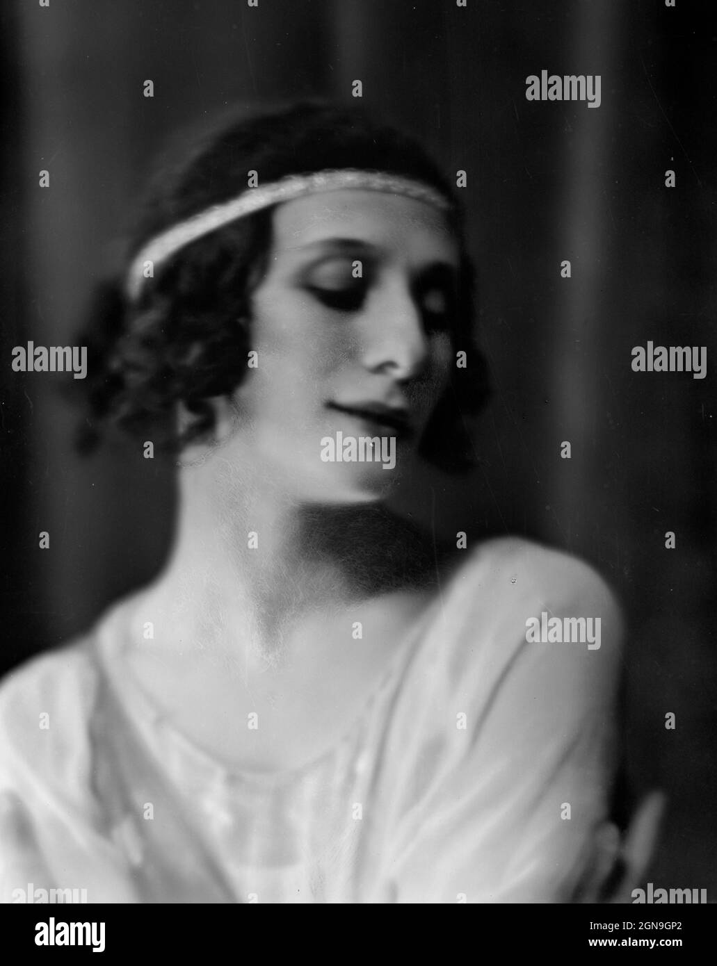 Anna Pavlova, Anna Pavlovna Pavlova, (1881 – 1931) nata Anna Matveyevna Pavlova, prima ballerina russa della fine del XIX e dei primi del XX secolo. Foto di Arnold Gennthe Foto Stock