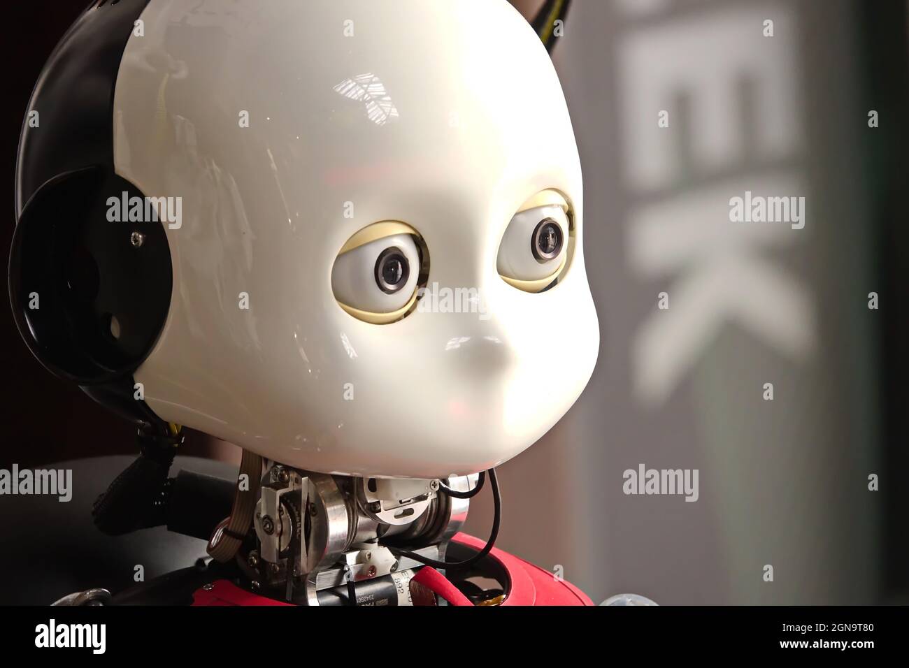 ICub, il piccolo umanoide creato dall'Istituto Italiano di tecnologia. Genova, Italia - Settembre 2021 Foto Stock