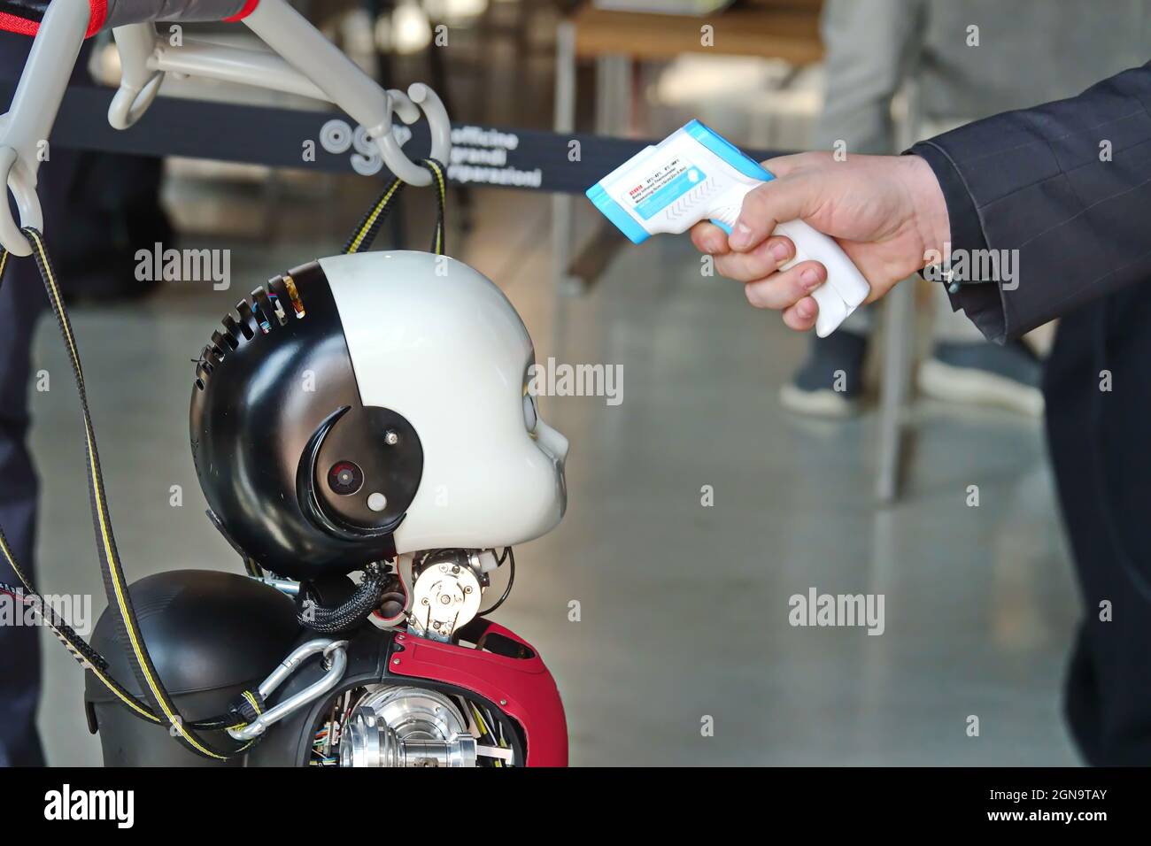 ICub, il piccolo umanoide creato dall'Istituto Italiano di tecnologia. Genova, Italia - Settembre 2021 Foto Stock