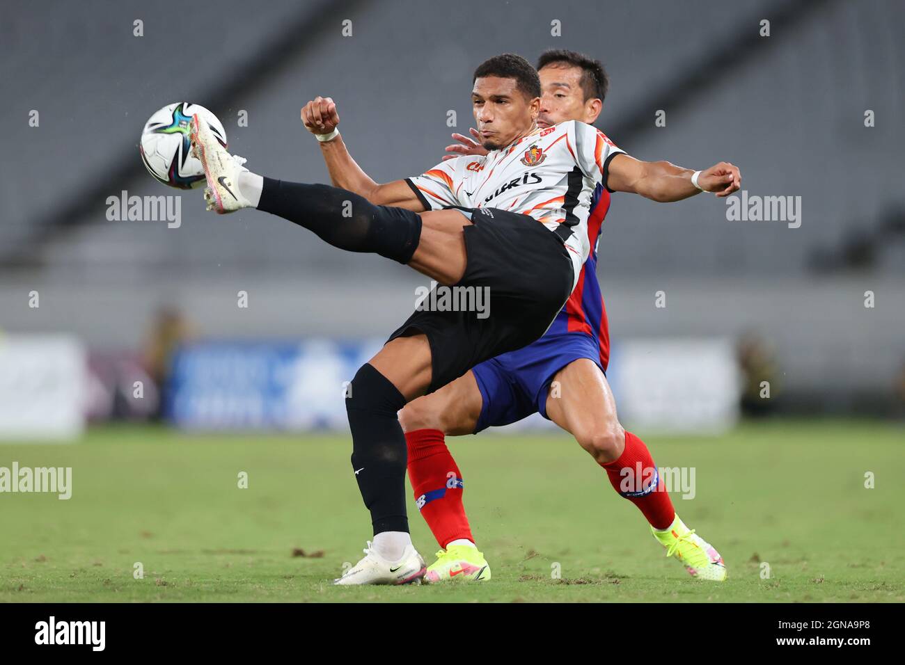 Stadio Ajinomoto, Tokyo, Giappone. 22 settembre 2021. Mateus (Grampus), 22 SETTEMBRE 2021 - Calcio : 2021 J1 incontro di campionato tra FC Tokyo 1-1 Nagoya Grampus allo Stadio Ajinomoto, Tokyo, Giappone. Credit: Yohei Osada/AFLO SPORT/Alamy Live News Foto Stock