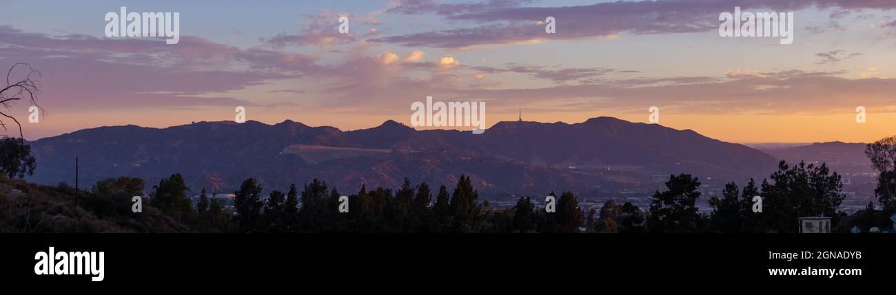 La collina tra Burbank e Hollywood Foto Stock