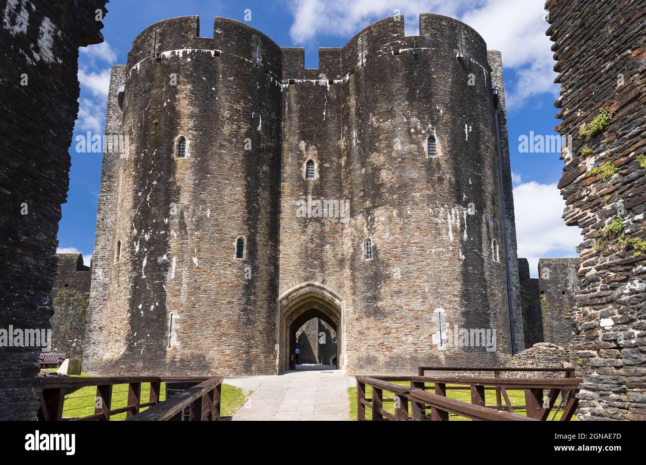 La gatehouse est interno a Caerphilly Castle, South Wales, UK/ Foto Stock