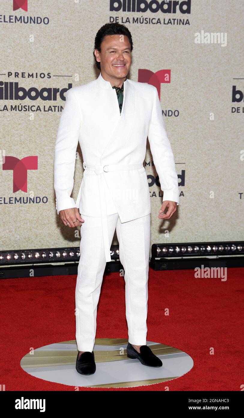 Miami, Stati Uniti d'America. 23 settembre 2021. PREMIOS BILLBOARD DE LA Música LATINA 2021 -Pedro Fernandez è visto sul tappeto rosso al Centro Watsco di Coral Gables, FL il 23 settembre 2021 (Foto di Alberto E. Tamargo/Sipa USA) Credit: Sipa USA/Alamy Live News Foto Stock