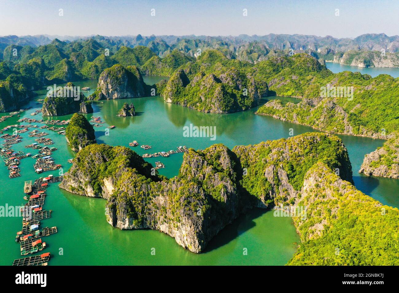 Baia di LAN ha nella città di Hai Phong nel nord del Vietnam Foto Stock