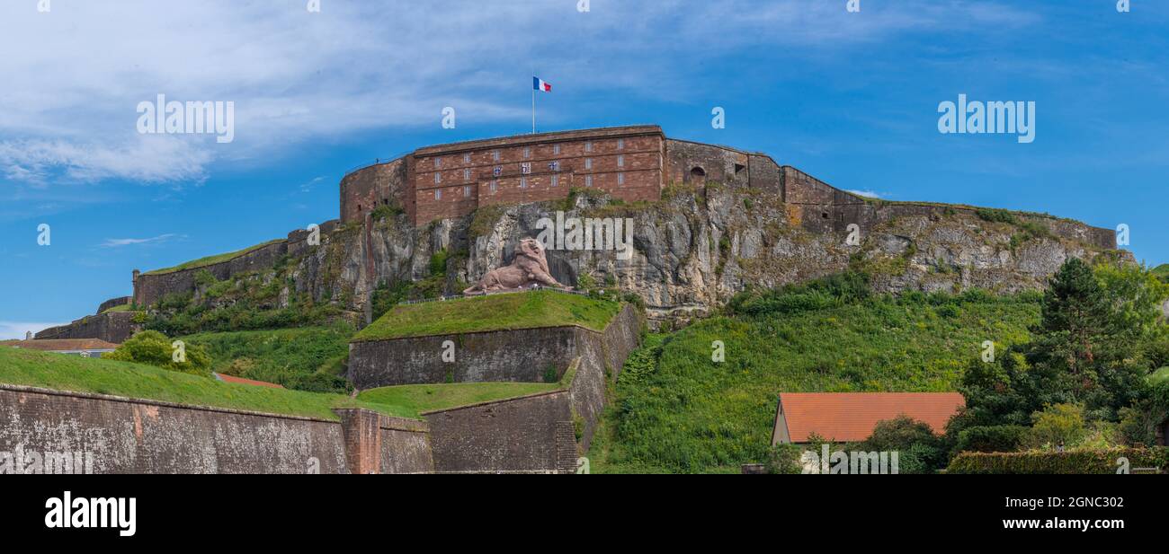 Belfort, Francia - 09 04 2021: Il Leone di Bartholdi Foto Stock