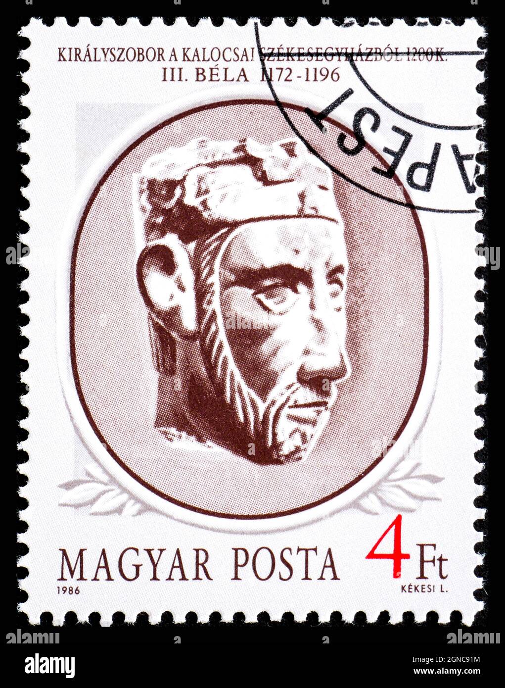 UNGHERIA - CIRCA 1986: Un francobollo stampato in Ungheria mostra il ritratto di Bela III, re ungherese 1172-1196 Foto Stock