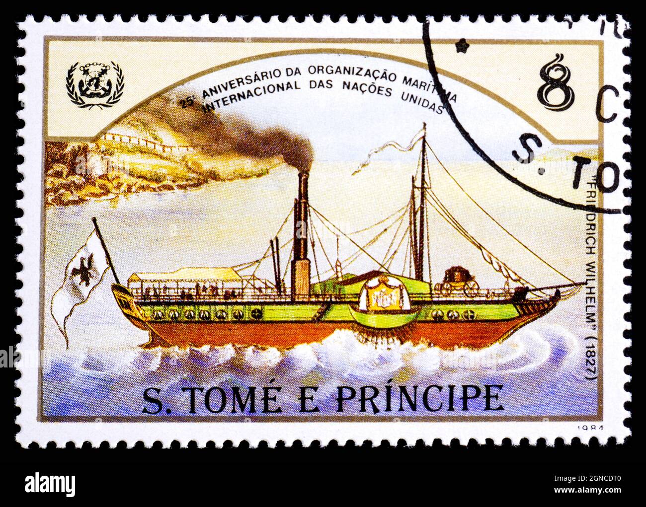 ST. THOMAS AND PRINCE Islands - CIRCA 1984: Un francobollo stampato in St. Thomas and Prince Islands mostra la nave a vapore Friedrich Wilhelm 1827, la serie è dedicata Foto Stock