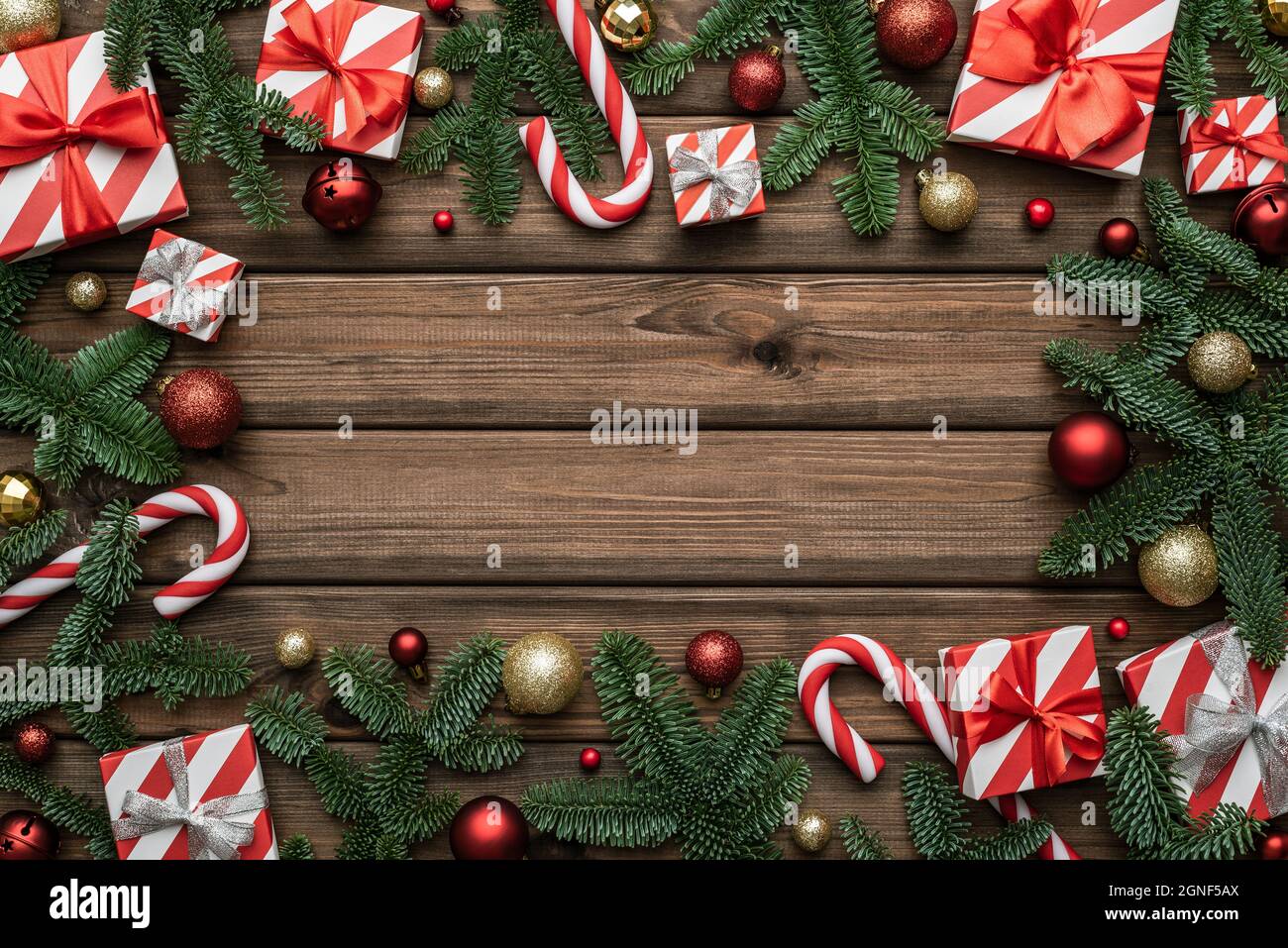 Sfondo di Natale e Capodanno, disposizione piatta, vista dall'alto e spazio di copia per il testo Foto Stock
